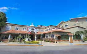 Binniguenda Huatulco & Beach Club